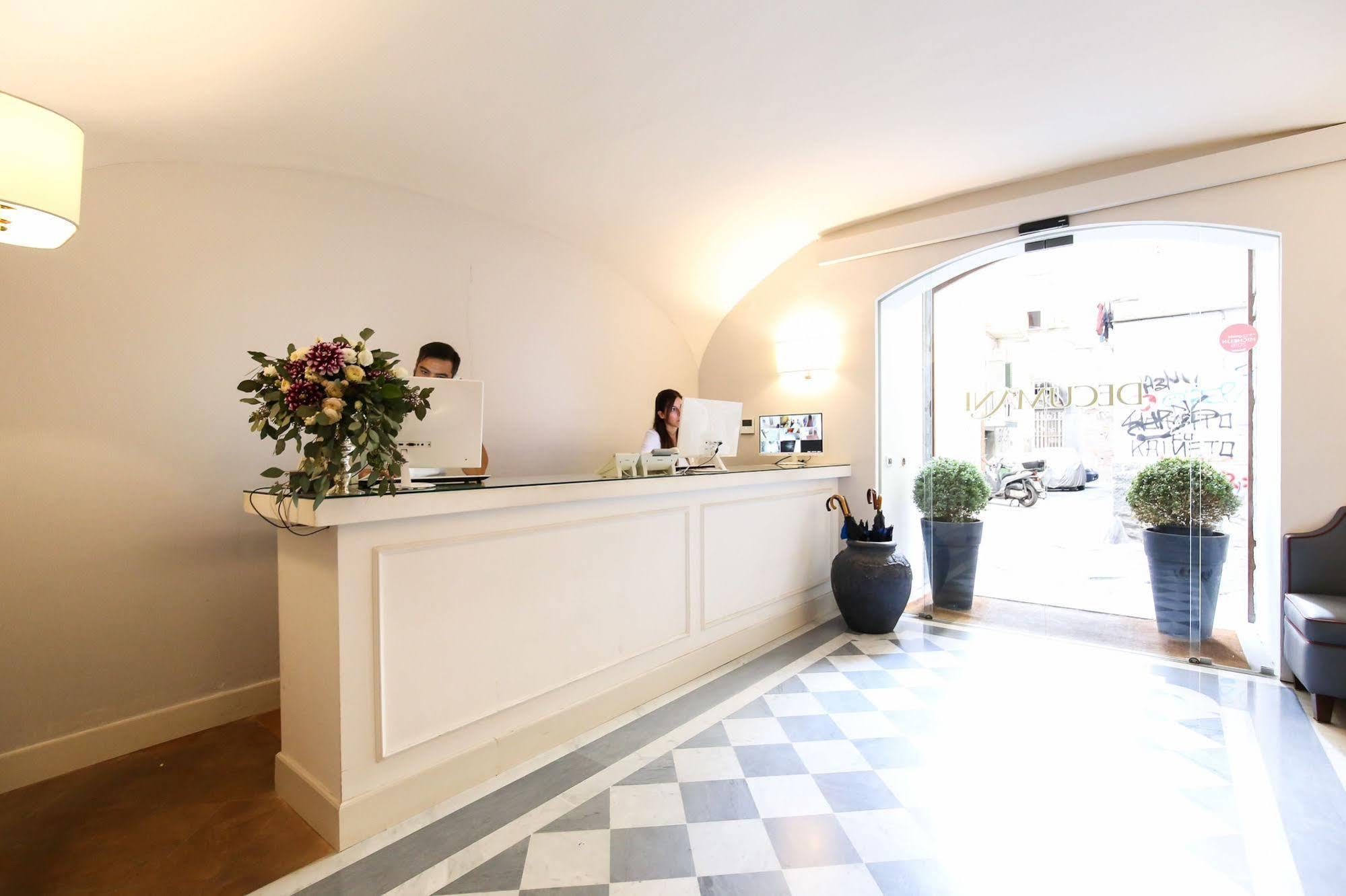 Palazzo Riario Sforza Hotel Naples
